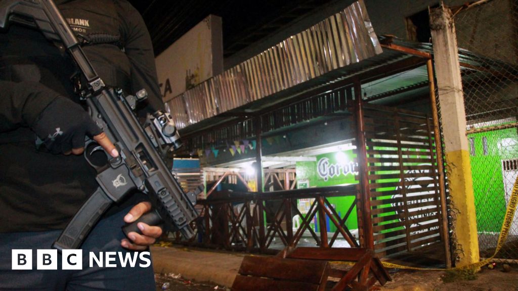 Seventeen killed as gunmen attack bar in Ecuador