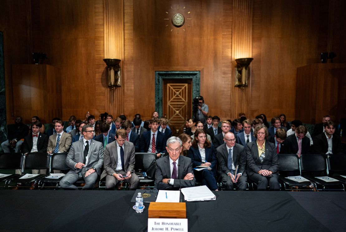 Jerome Powell, chairman of the US Federal Reserve, center, during a Senate Banking, Housing, and Urban Affairs Committee hearing in Washington, DC, US, on Wednesday, June 25, 2025.