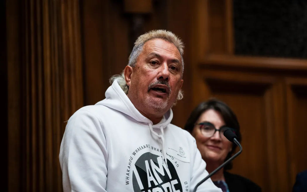 Controversial charity gets fresh government funding