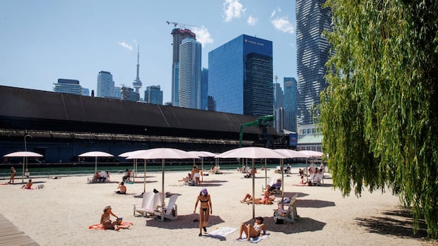 Toronto under 5th heat warning this year, surpassing last year's total: meteorologist