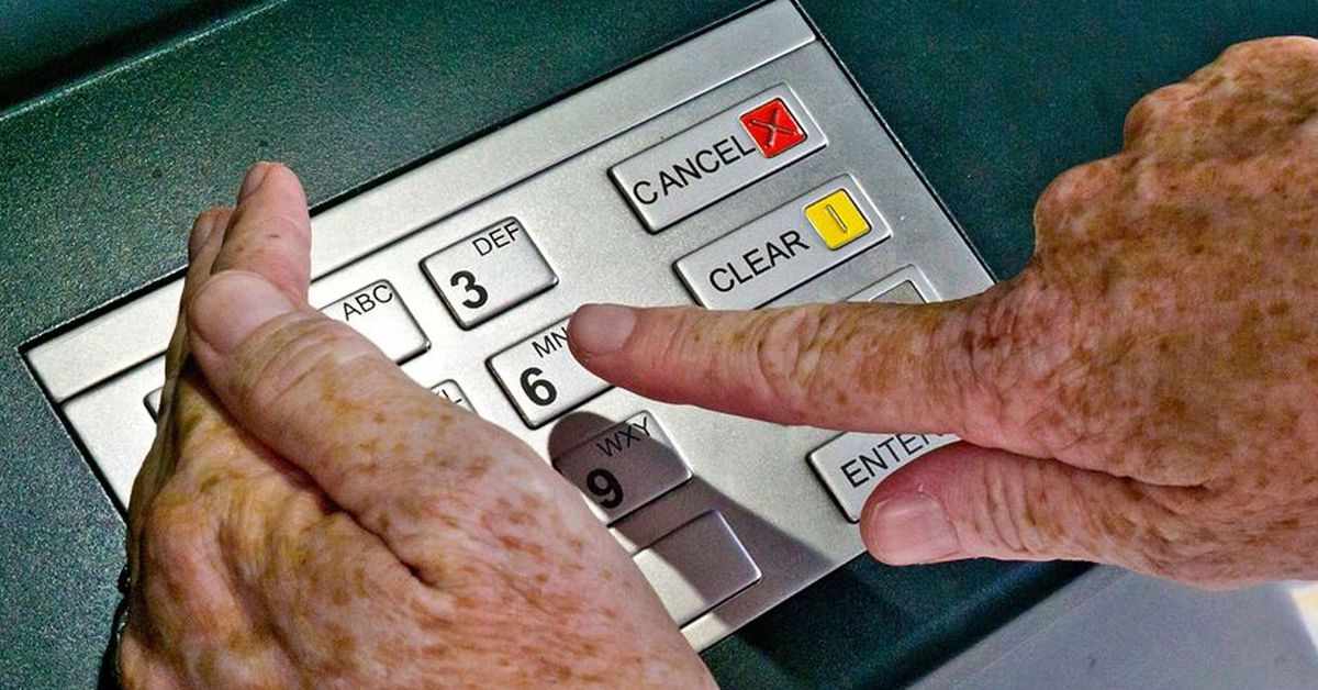 'Money mules' loaning bank accounts to help crooks launder millions