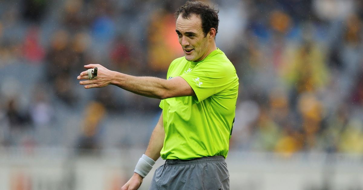 Ex-AFL umpire evaded police in 'panic' due to warrant