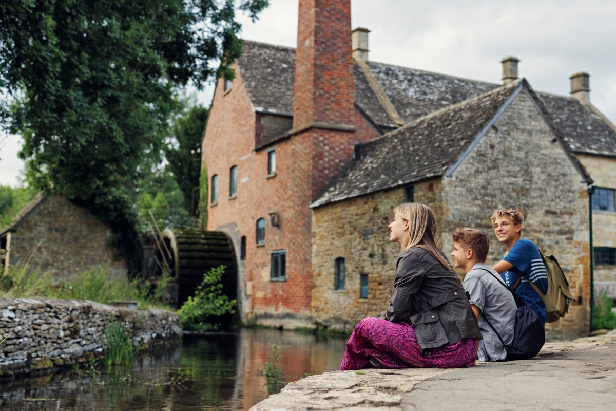 Why Americans are obsessed with the Cotswolds