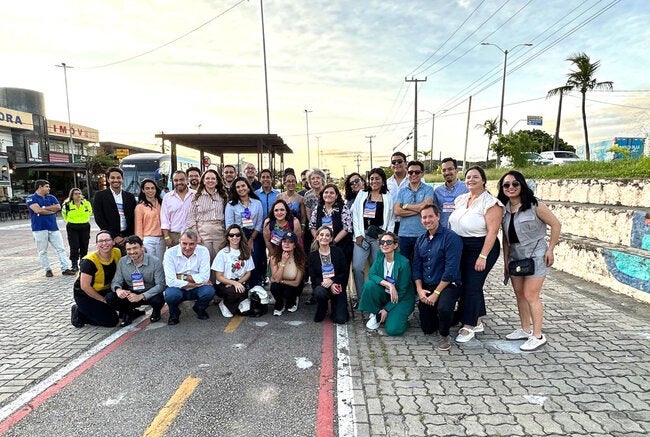 PAHO/WHO convenes journalists to reshape how road safety is covered in Latin America - PAHO/WHO