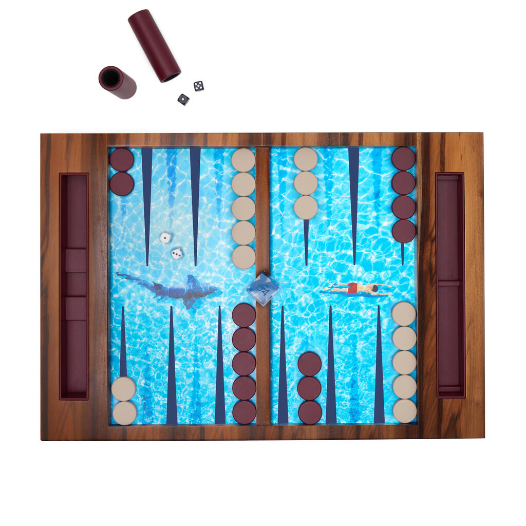 The Chase Summer Tabletop backgammon set