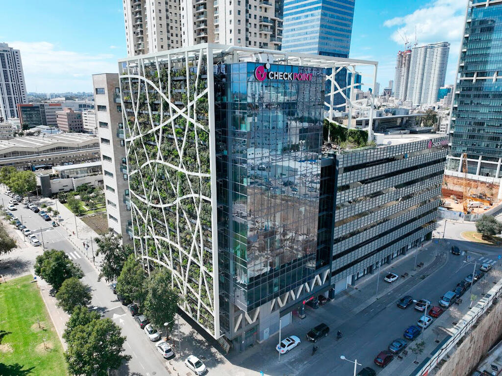 בניין צ'ק פוינט לוגו חדש