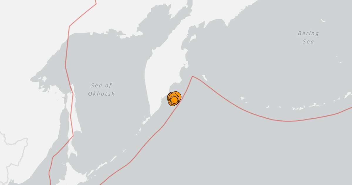 Tsunami threat ends after large quakes strike off Russia's Pacific coast
