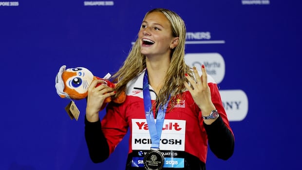 'I was so close': Summer McIntosh wins 3rd gold medal, just misses world record in 200m butterfly