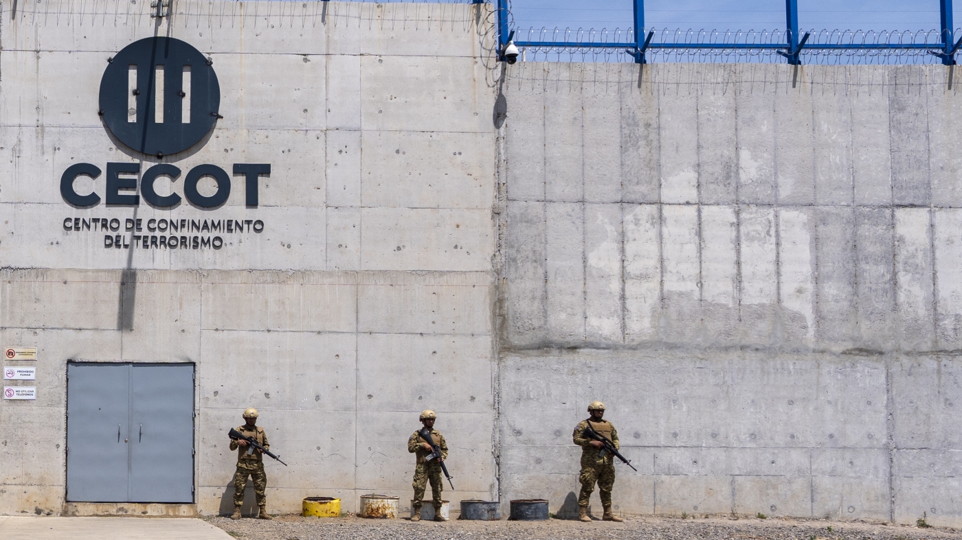 Migrants deported from U.S. to Salvadoran prison remain under U.S. control : NPR