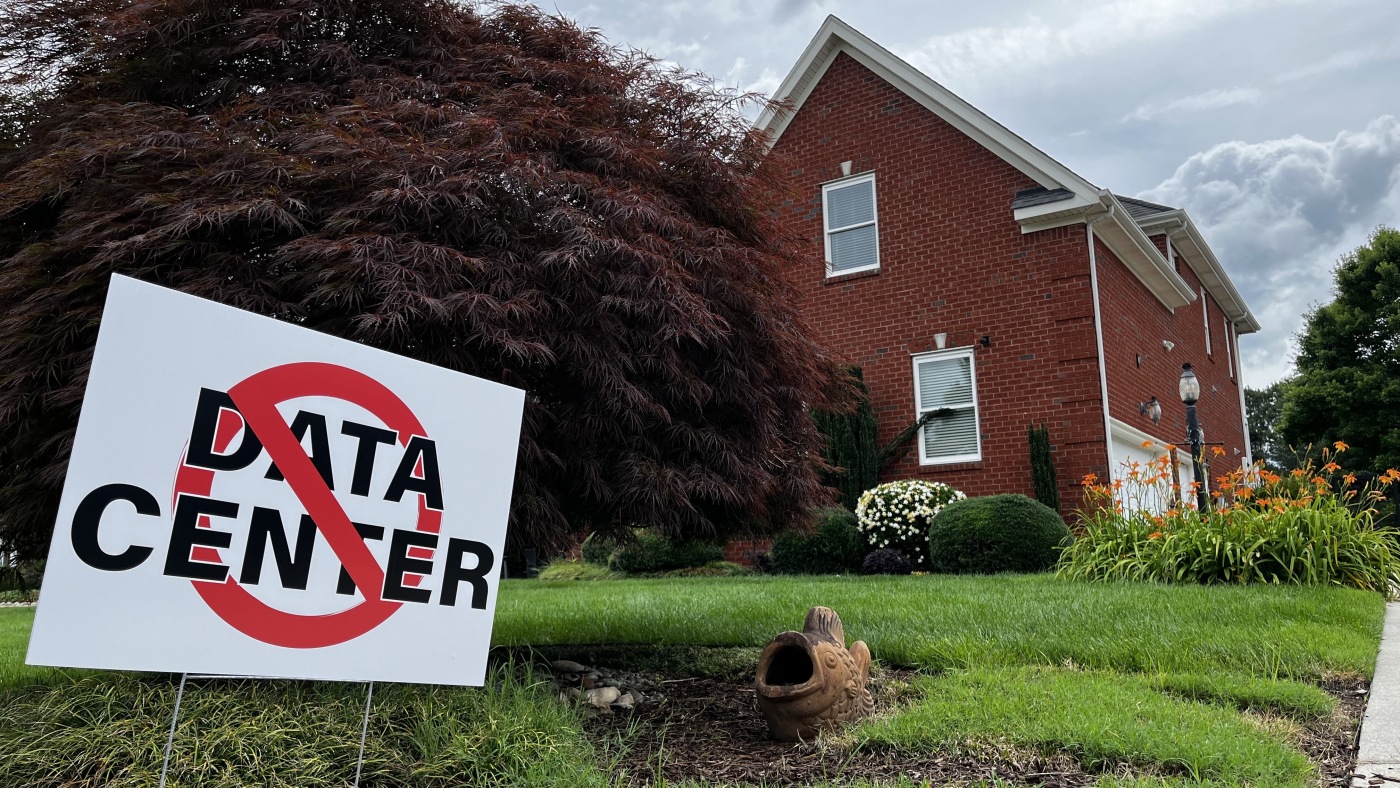 Virginia is for … data centers? Residents are increasingly saying no : NPR