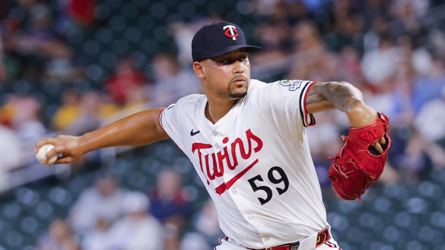 MLB Trade Deadline: Phillies acquire closer Jhoan Durán from Twins; roster impact and fantasy analysis