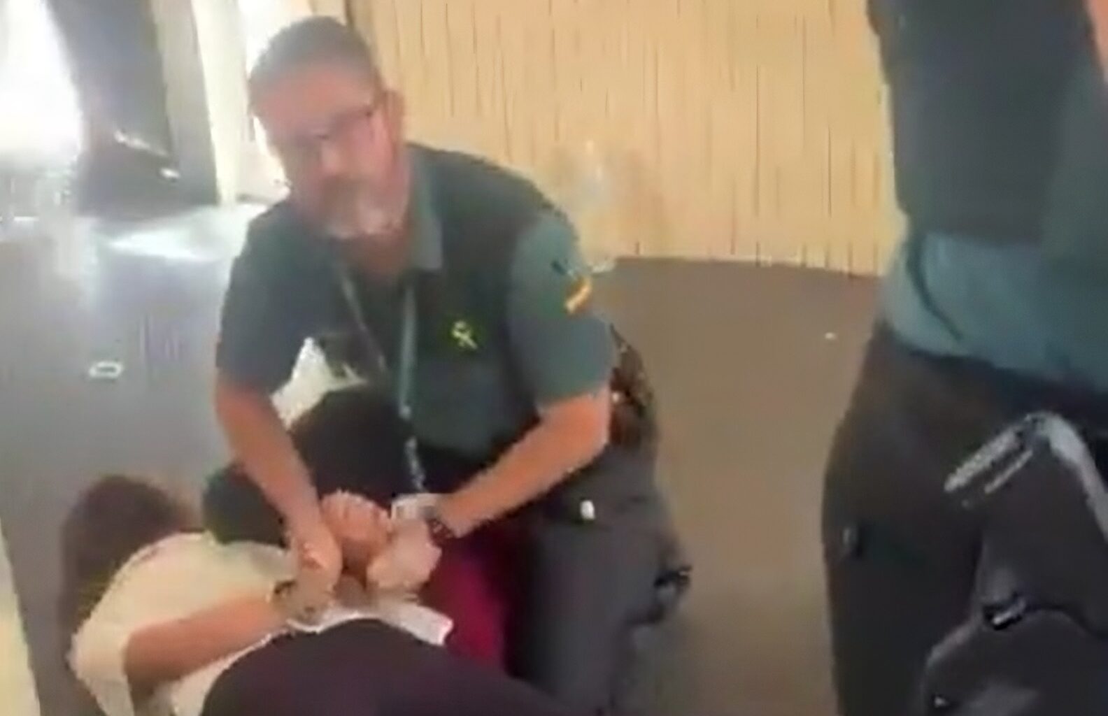 'Absolutely Polite': Passenger Contradicts Airline’s Shifting Excuses for Kicking 50 Jewish Kids Off Flight, 'They Were Calm, Not Disruptive'