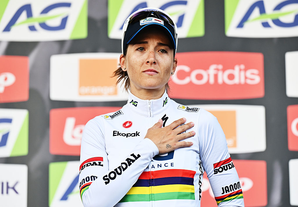 Kim Le Court wins stage 5 at the Tour de France Femmes