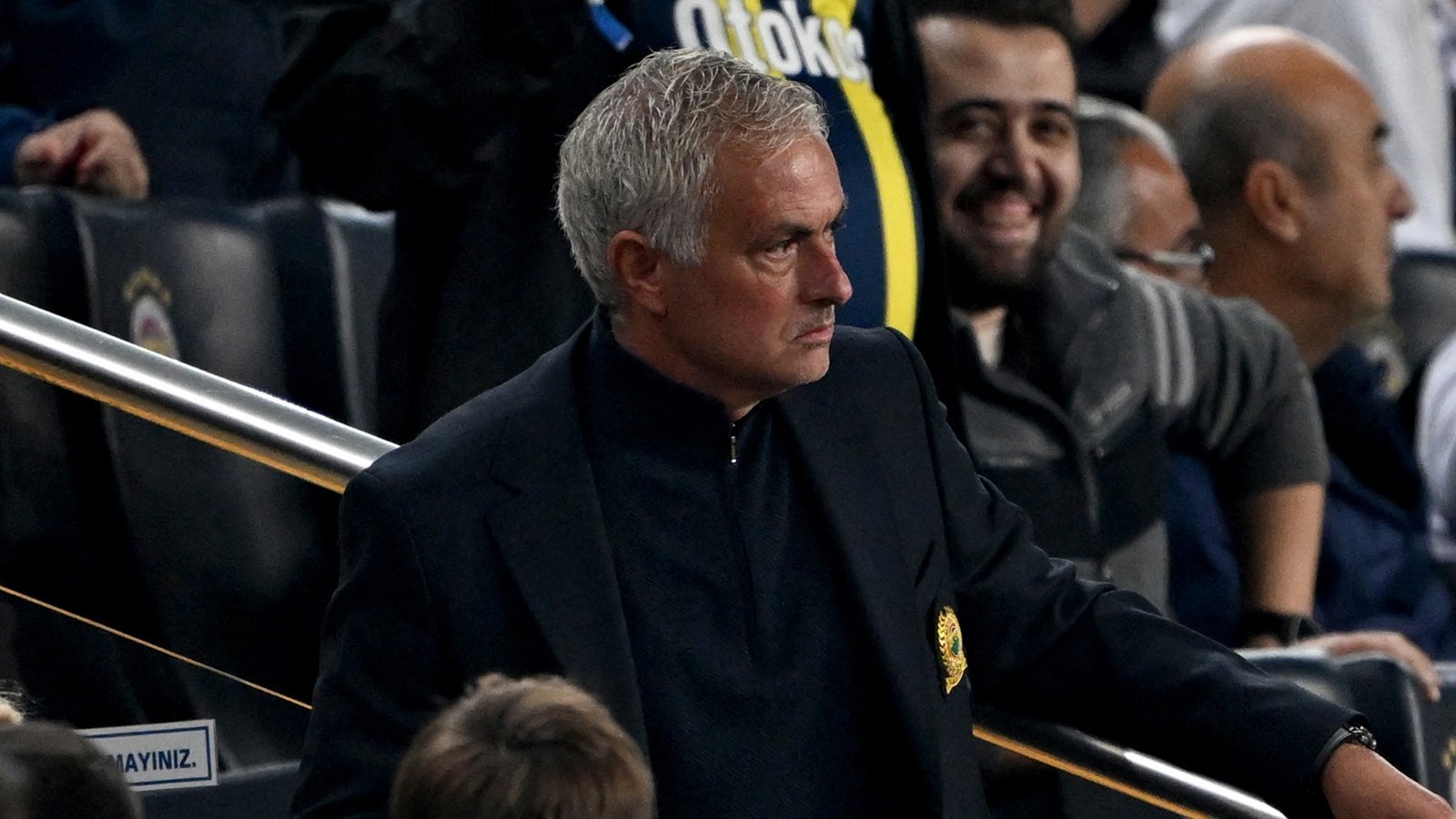 Mourinho parts ways with Fenerbahce