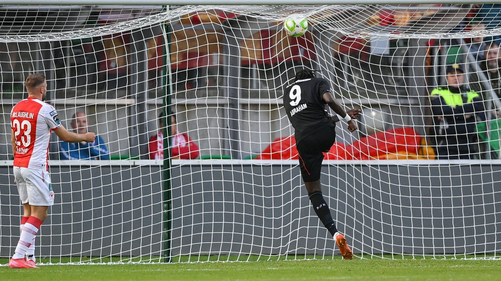 St Pat's v Besiktas updates