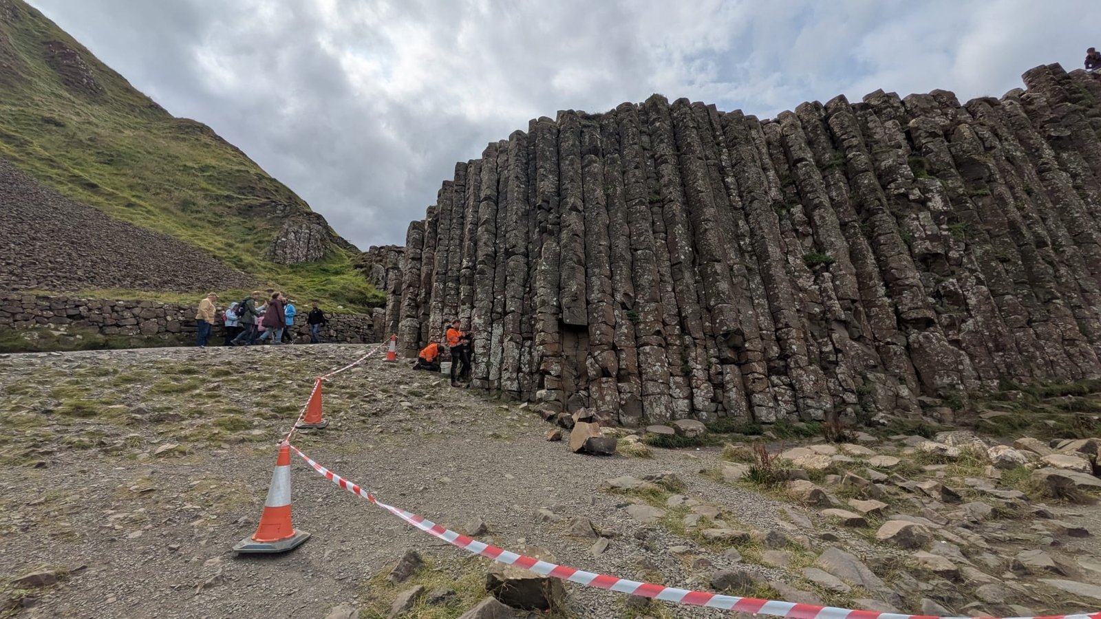 Part of Giant's Causeway cordoned off following rockfall