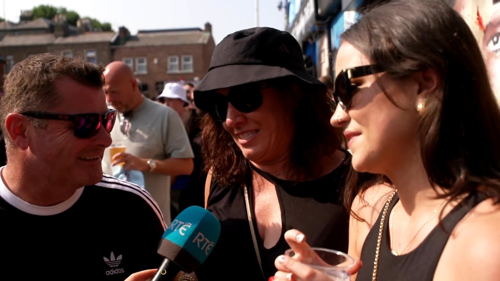 Oasis fans emotional outside Croke Park