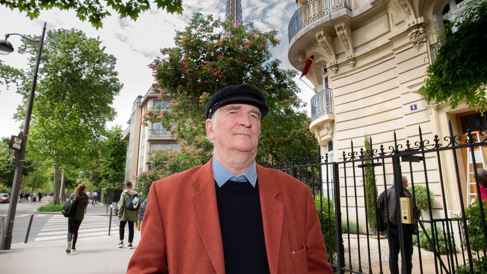 Irish-language poet Derry O'Sullivan dies in Paris