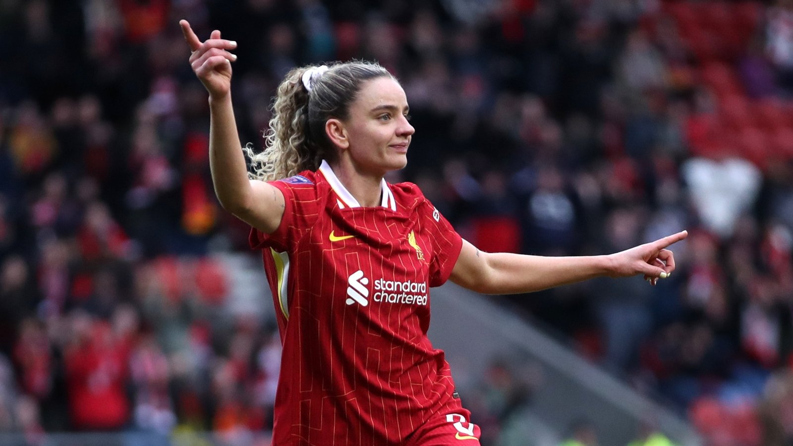 Kiernan signs new deal to stay at Liverpool