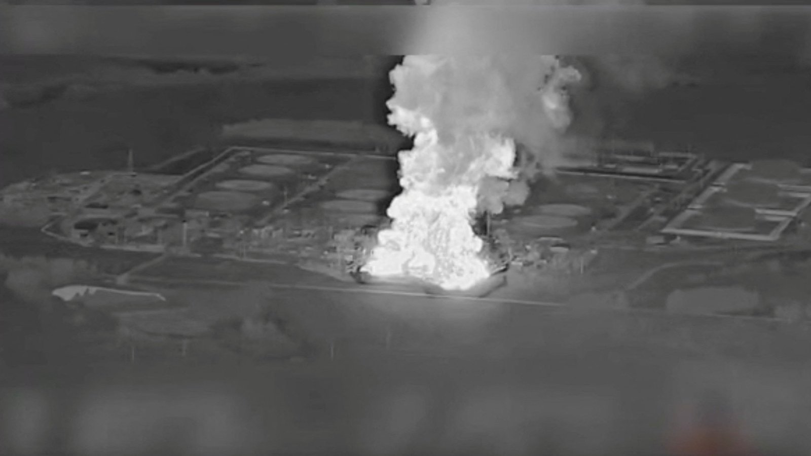 Ukrainian attack suspends Russian oil flows to neighbours