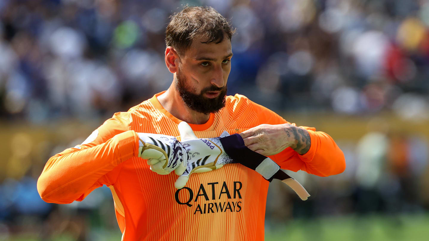 Gianluigi Donnarumma ‘Unhappy’ As Chelsea, Man Utd Explore Ambitious Moves