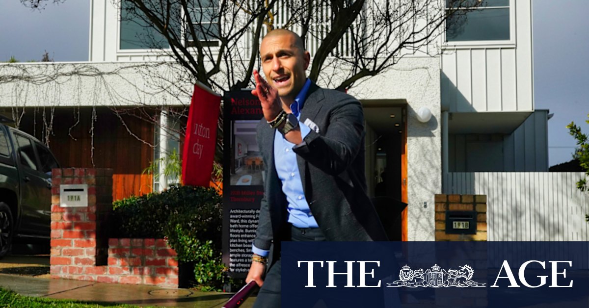 Inner-north townhouse sells for $1,815,000 in rapid-fire auction