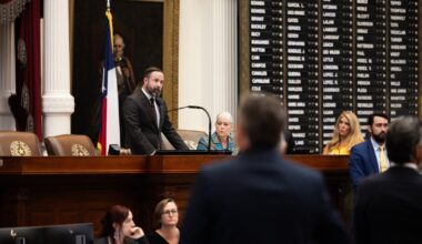 Texas House to take up redistricting map delayed by Dems
