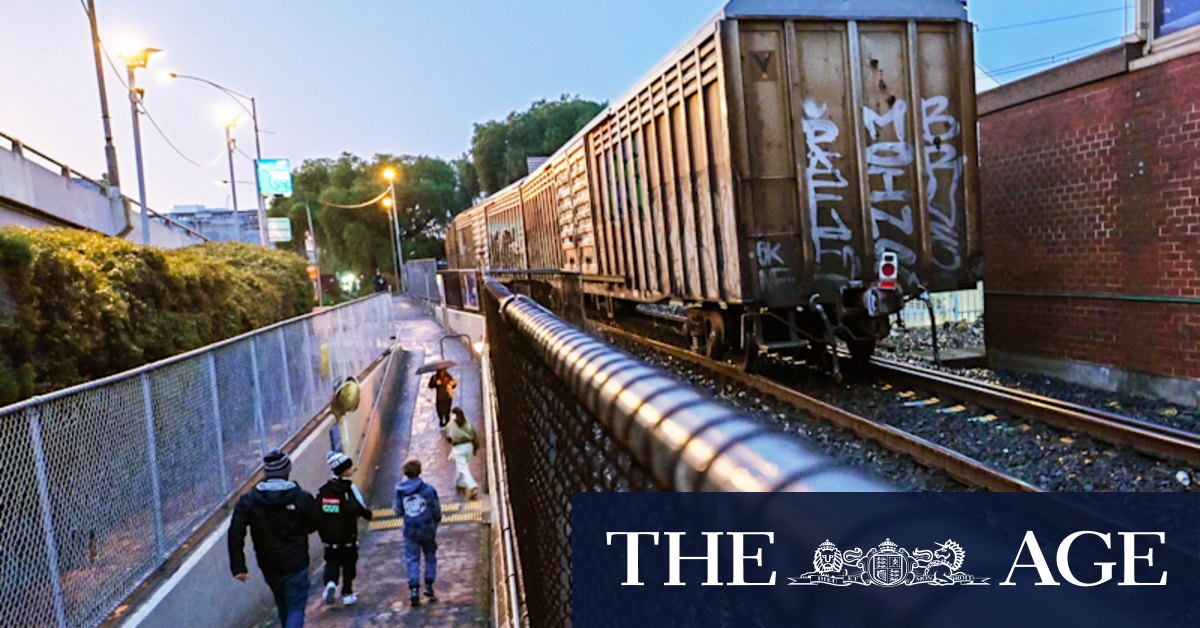 Rail closure could swamp western suburbs with trucks