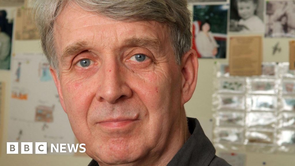Allan Ahlberg, celebrated children's author, dies aged 87