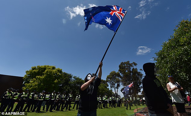 The march has drawn support from far-right groups, however, the organisers have denied being  affiliated with neo-Nazis