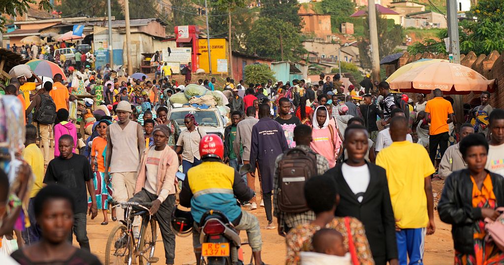 First deportees arrive in Rwanda as part of a deal with Washington