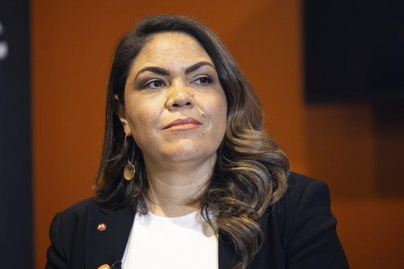 Price says she was raising matters of public interest. The Central Land Council’s chief executive, Les Turner, says she did not check her facts. 