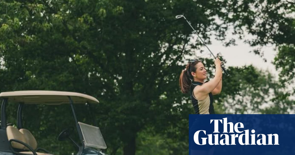 ‘See mates and have a beer’: younger people in England give golf a shot | Golf