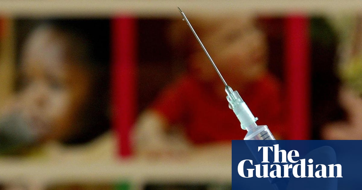 British baby dies from whooping cough as vaccination rates fall | Whooping cough