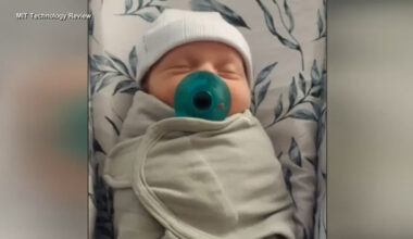 World's 'oldest baby': Ohio couple welcomes baby boy born from embryo frozen in 1994