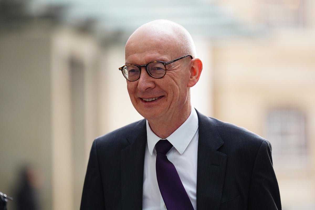 Parents’ jobs to determine who gets civil service internships