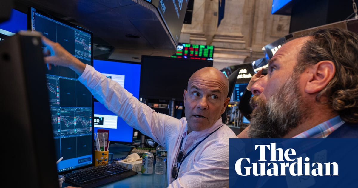 Trump news at a glance: ‘credibility’ of US economics data at risk, say experts, as president fires labor official | Trump administration