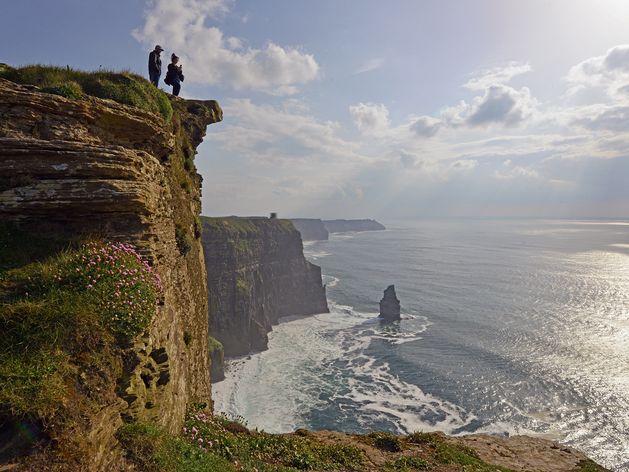 Young man airlifted to hospital after falling at the Cliffs of Moher