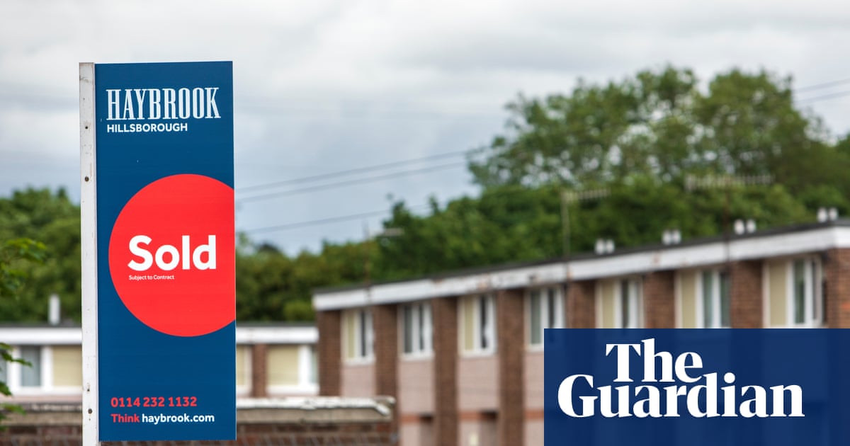 Right to buy in England ‘fuelled housing crisis and cost taxpayers £200bn’ | Housing