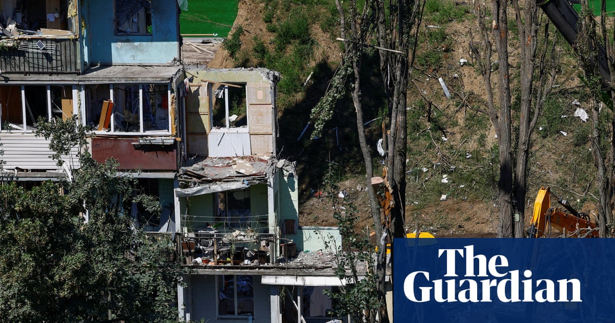 Ukraine war briefing: Kyiv faces Russian missile attack as both sides trade strikes | Ukraine