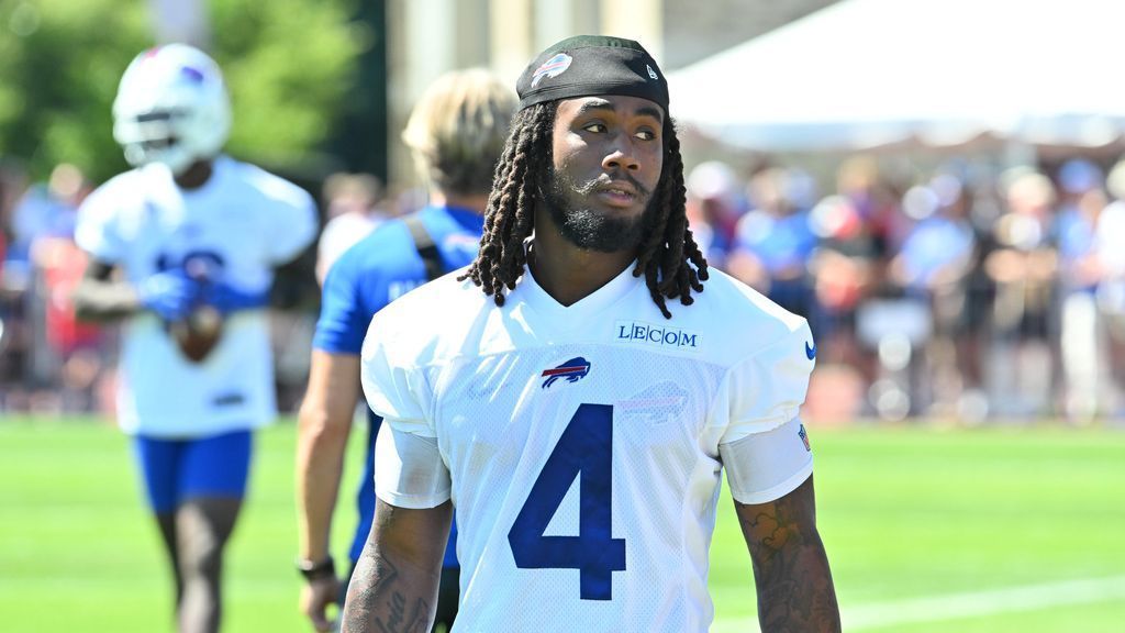 Seeking deal, Cook sits out Bills' practice - 'Just business'