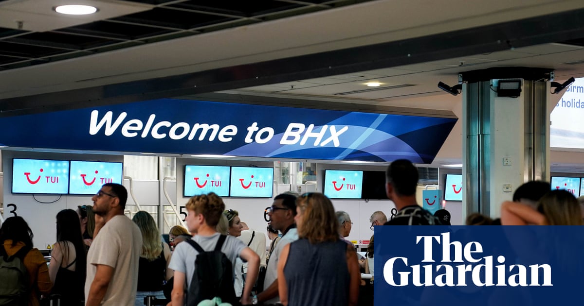 Birmingham airport closes runway after emergency landing by light aircraft | Birmingham