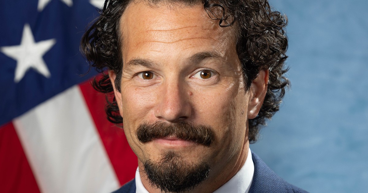 Former acting FBI director involved in Jan. 6 investigations fired