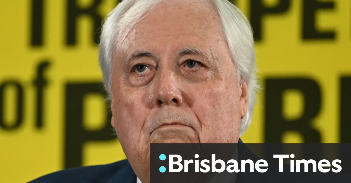 Clive Palmer accuses solicitor of stealing $30 million