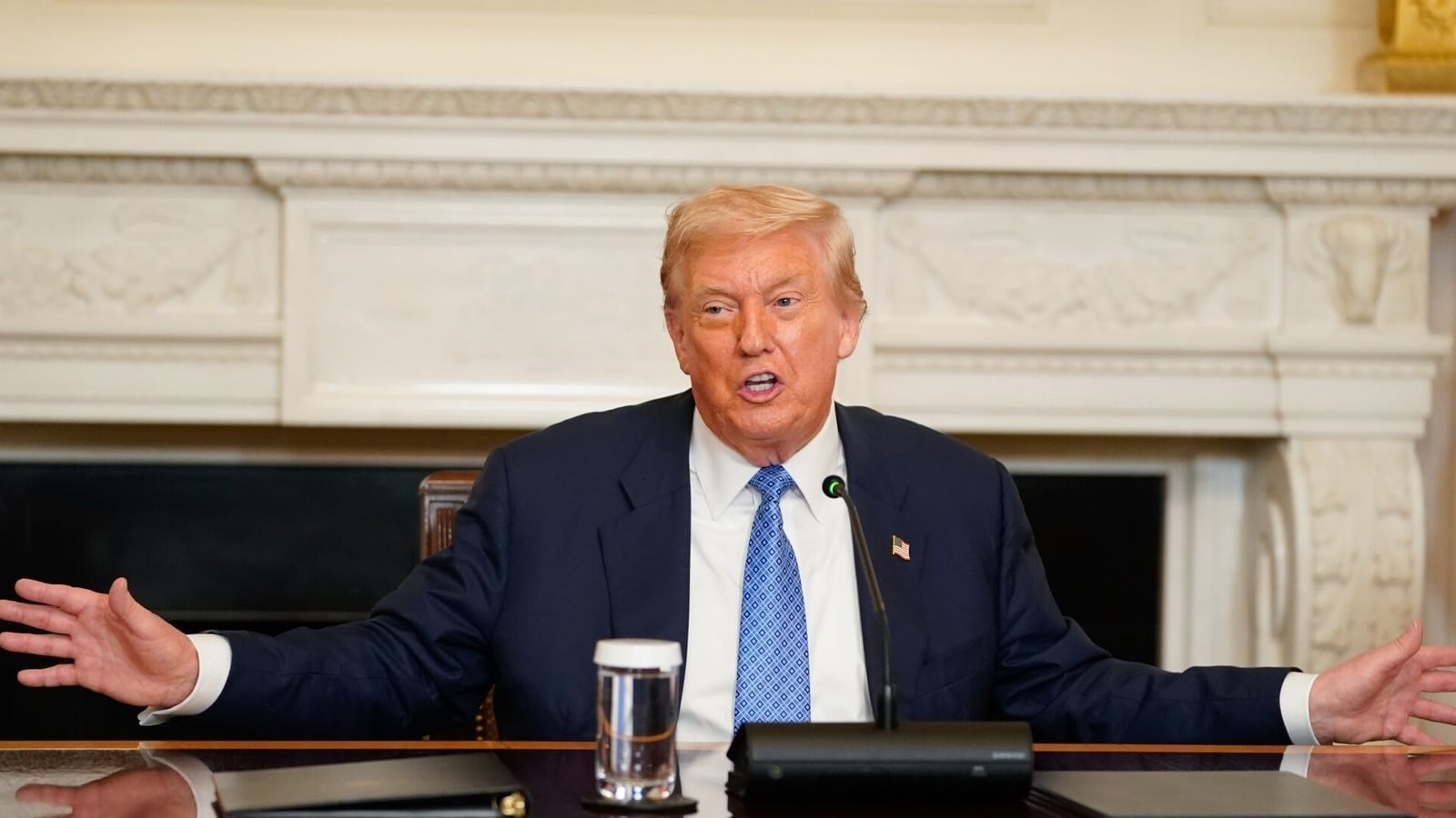 Trump slammed as 'insecure' for hiding Obama, Bush White House portraits