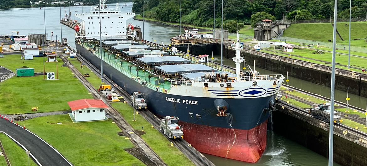 A ship passes through the Panama Canal in Central America. (file)