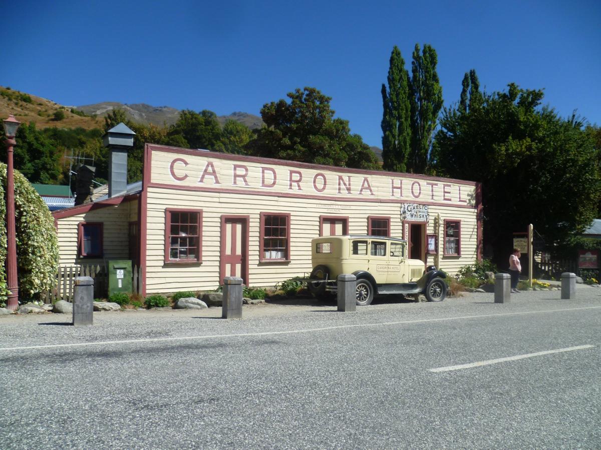 Overseas buyers eye iconic Otago hotel