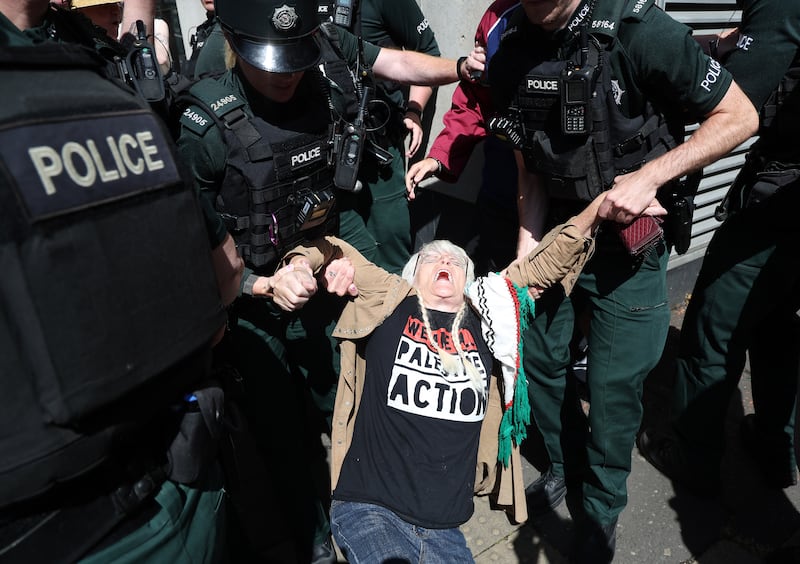 Anti-immigration and anti-racism protestors in Belfast