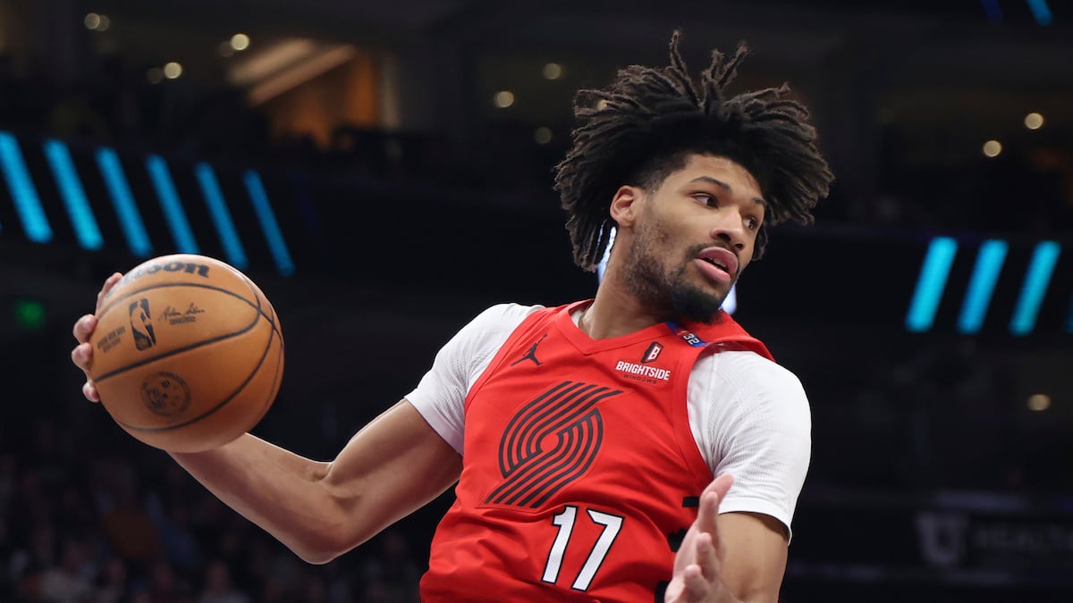 Trail Blazers sold to group that will keep team in Portland, reports say