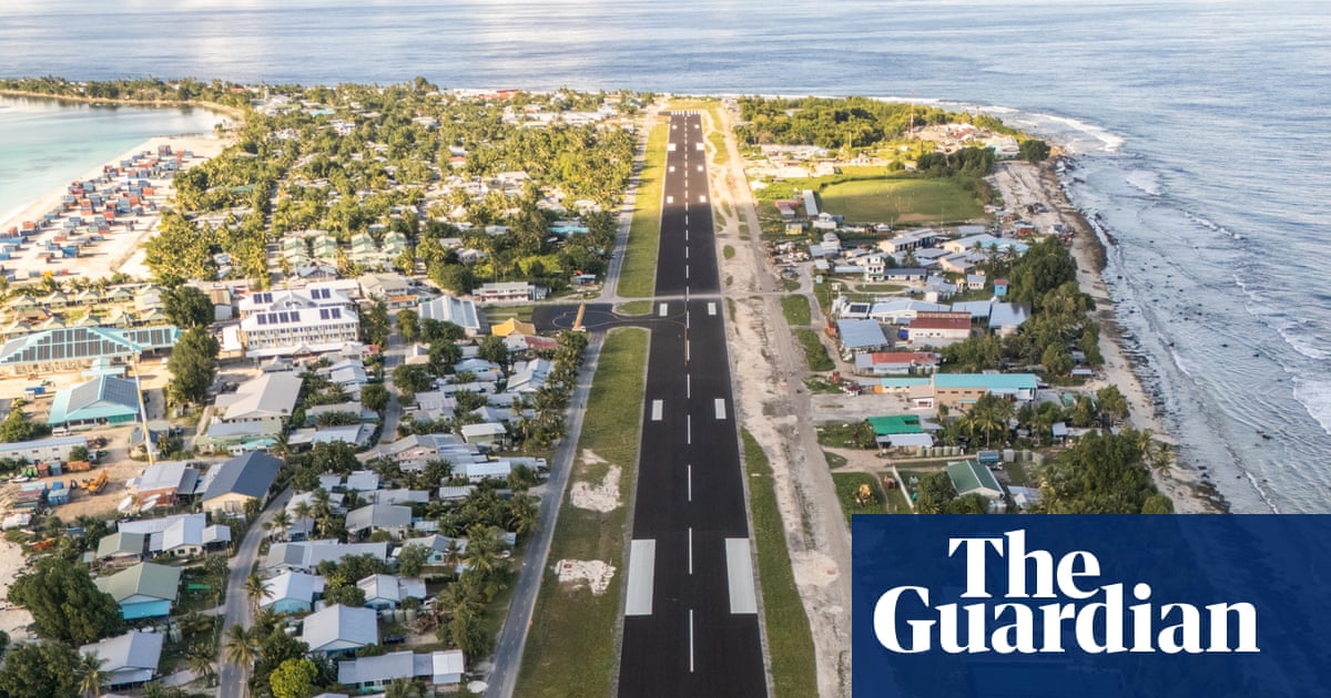 Tuvalu considers pulling out of Pacific leaders’ summit amid China-linked power struggle | Tuvalu